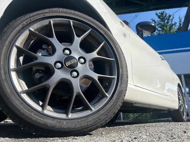 Car thumbnail 4