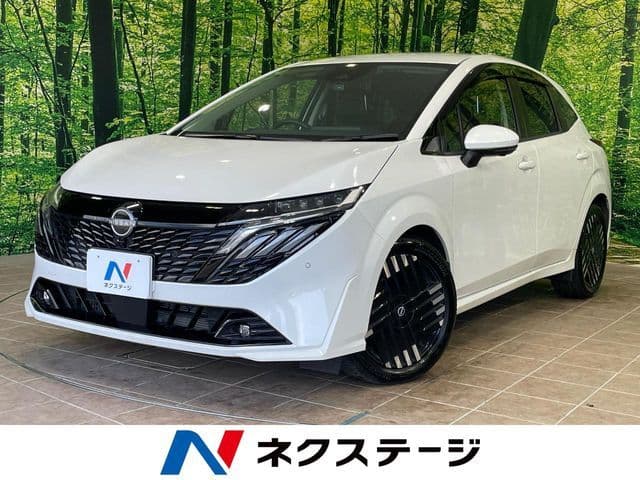 NISSAN AURA