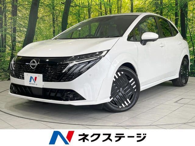 NISSAN AURA