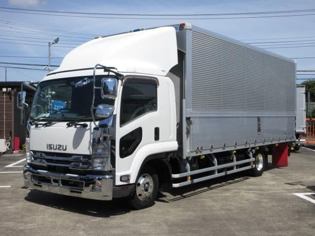 ISUZU