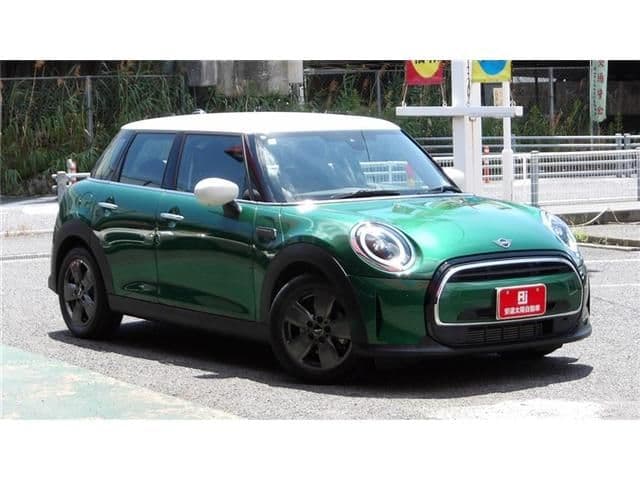 Car image 1