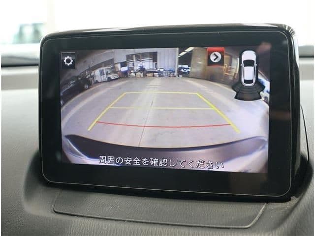Car thumbnail 4