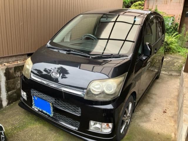 DAIHATSU MOVE CUSTOM