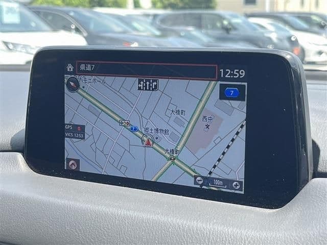 Car thumbnail 3