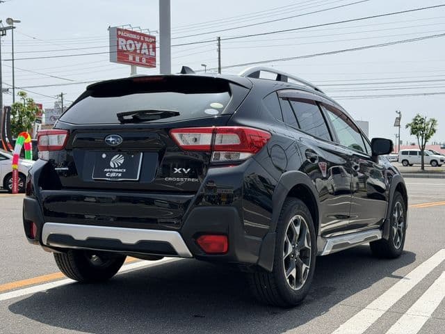 Car thumbnail 3