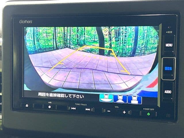 Car thumbnail 3