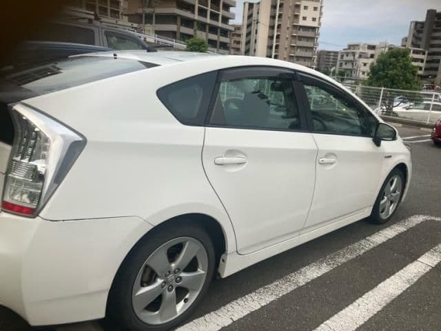 Car thumbnail 4