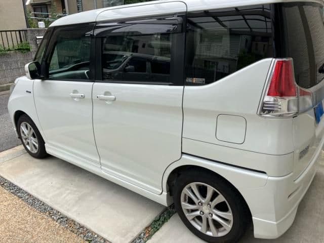 Car thumbnail 4