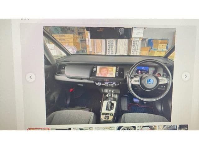 Car thumbnail 4