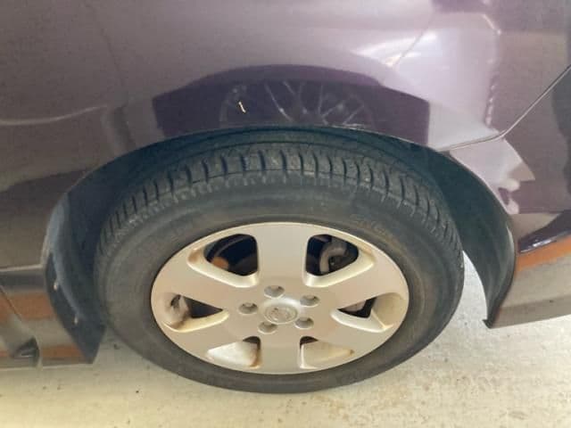 Car thumbnail 3