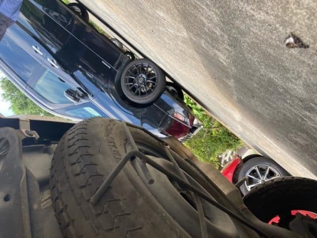 Car thumbnail 4