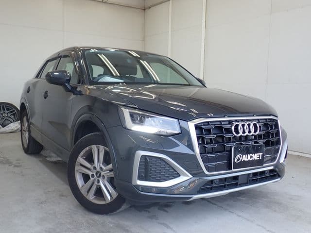 AUDI AUDI Q2