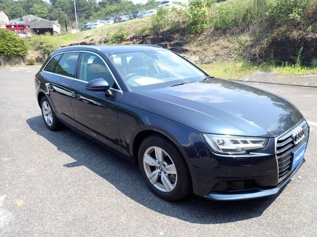 Car thumbnail 4