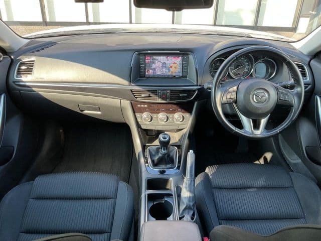 Car thumbnail 2