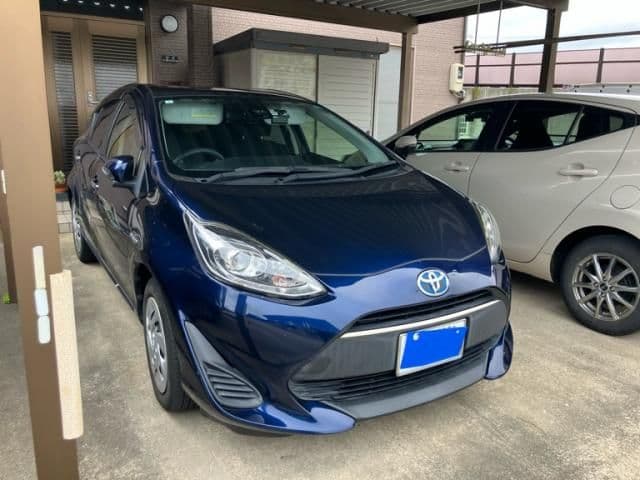 Car image 1