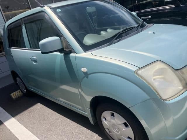Car thumbnail 3