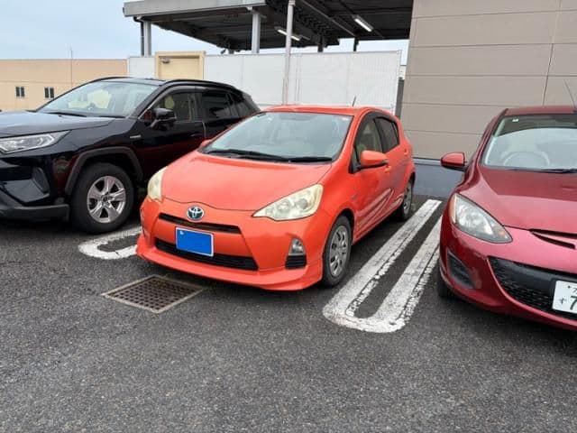 Car image 1