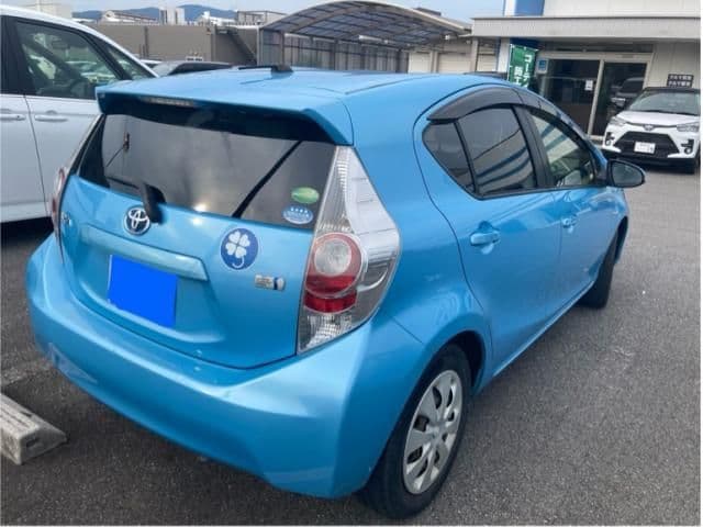 Car thumbnail 3