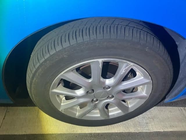 Car thumbnail 3