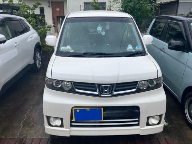 Car thumbnail 2