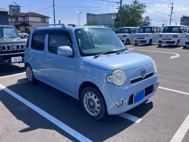 Car thumbnail 2