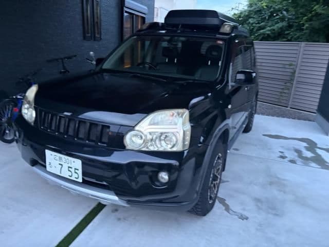 NISSAN