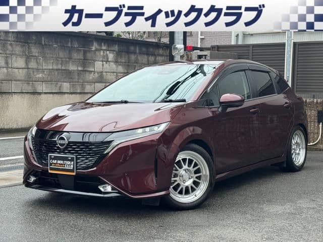 NISSAN AURA