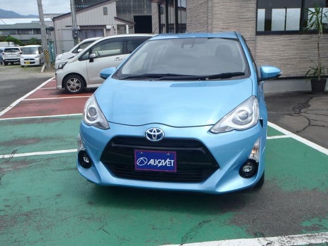 Car image 1