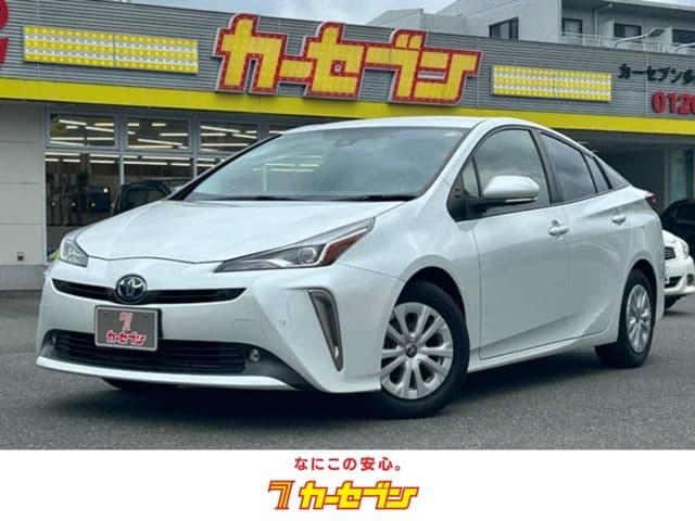 TOYOTA PRIUS 4WD