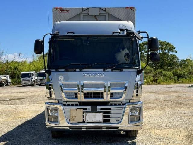 ISUZU