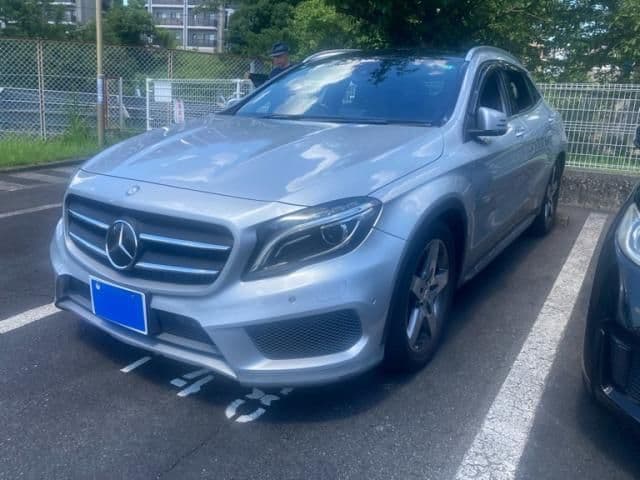 Car thumbnail 3