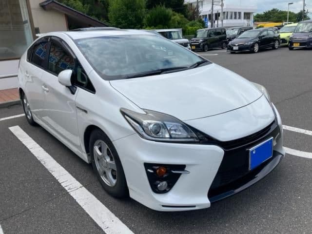 Car thumbnail 3