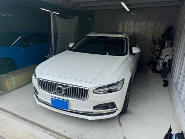 VOLVO
