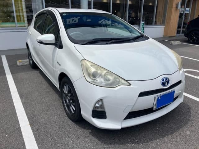 Car image 1