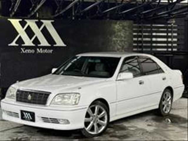 TOYOTA CROWN sedan