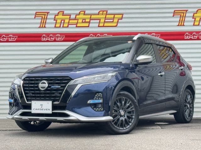 NISSAN