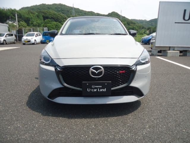 Car thumbnail 4