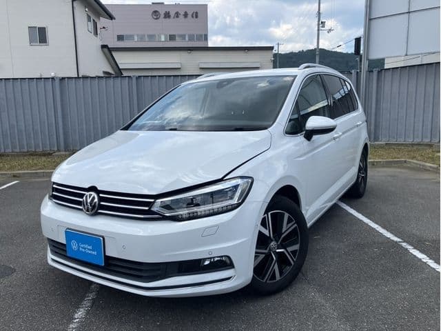 VOLKSWAGEN VOLKSWAGEN GOLF TOURAN