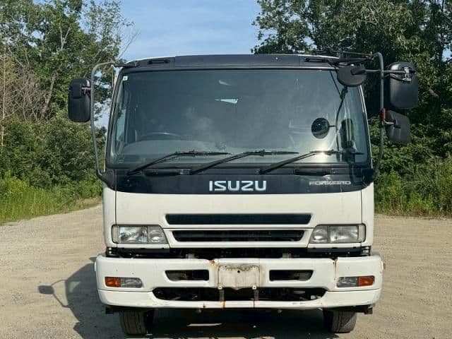 ISUZU