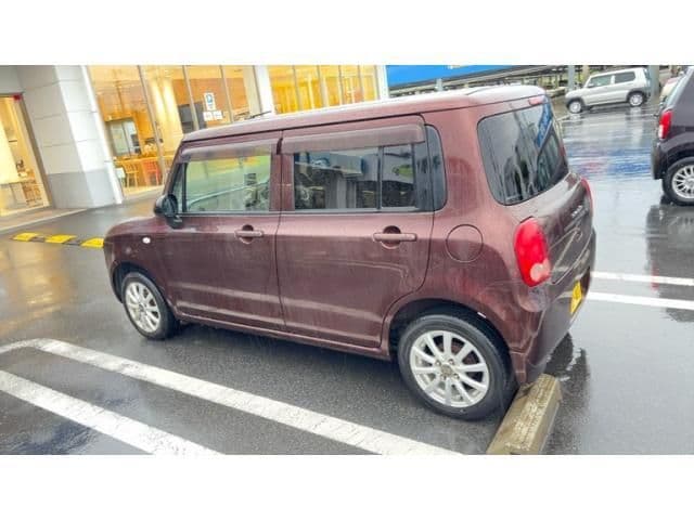 Car thumbnail 4