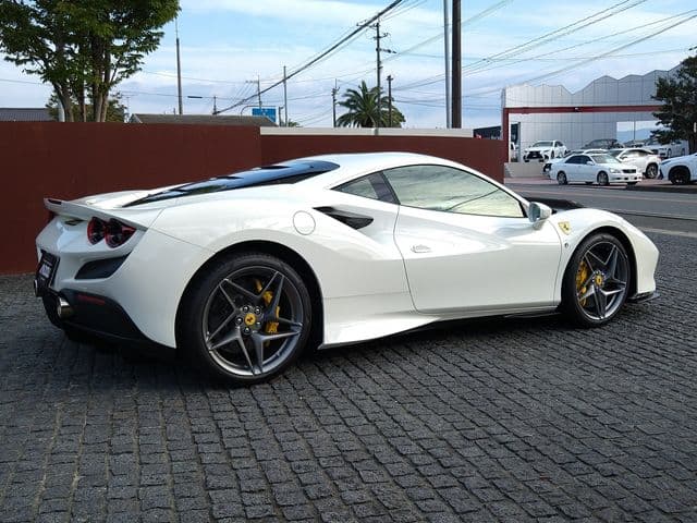 Car thumbnail 2