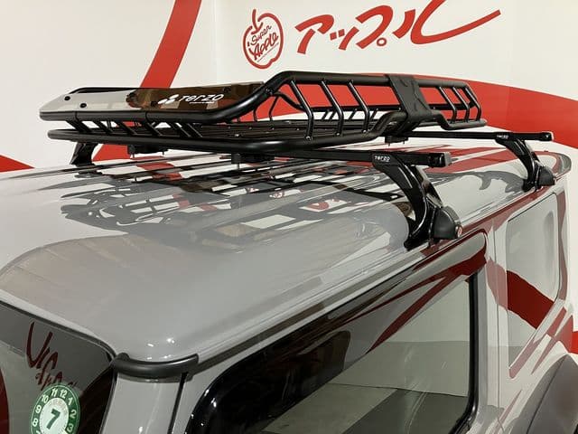 Car thumbnail 3