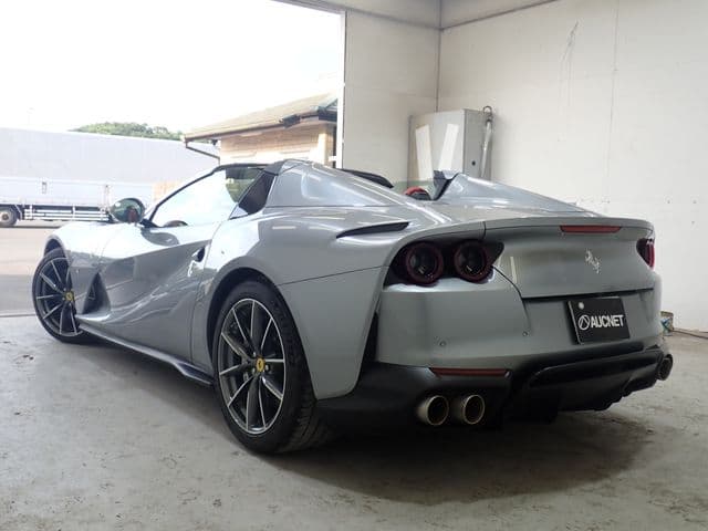Car thumbnail 4