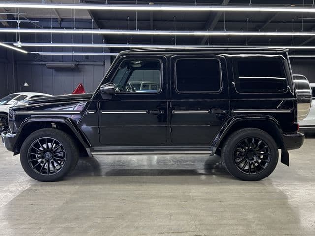 Car thumbnail 4