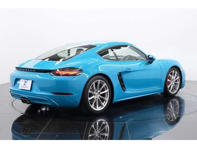 Car thumbnail 4