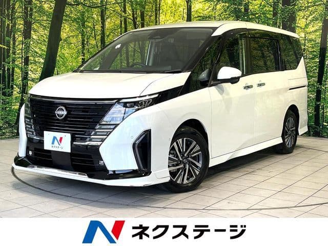 NISSAN