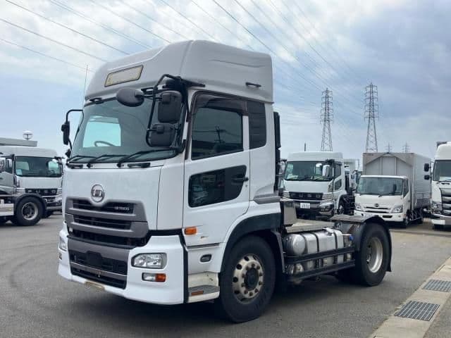 NISSAN DIESEL Quon
