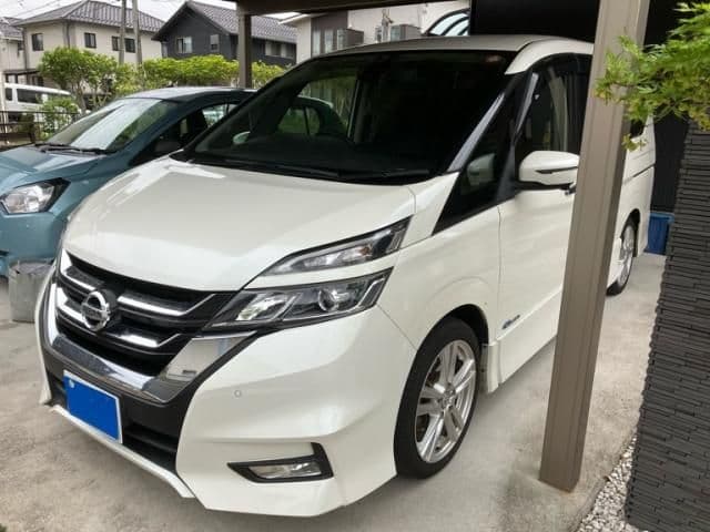NISSAN