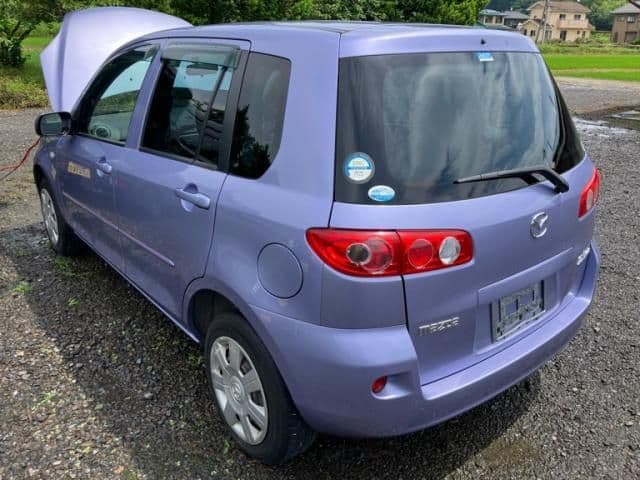 Car thumbnail 4