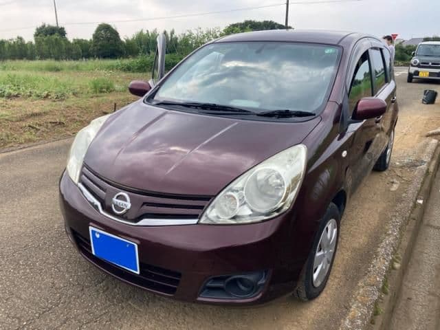 NISSAN